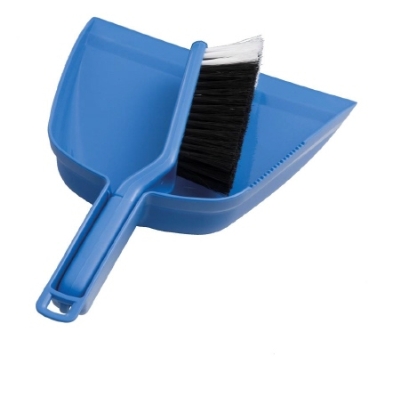 Oates Dustpan & Bannister Set